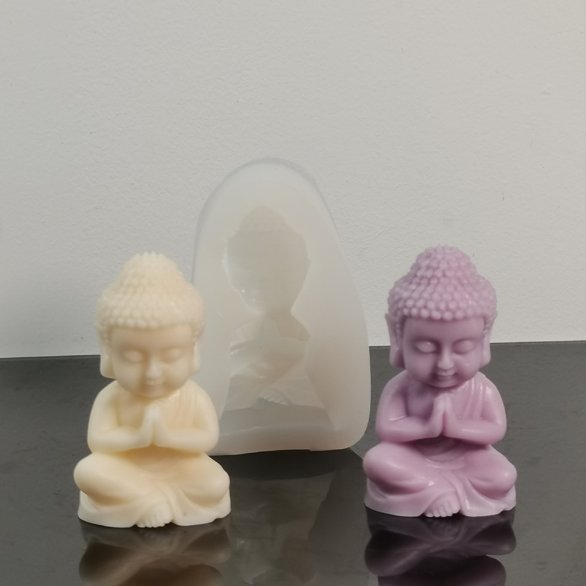 Molde de vela de silicona Mait - Soap Making Essentials reseña y precio